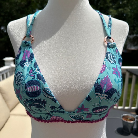 Nanette Lepore Bikini Set and Cover Up Size 6 - Picture 4 of 11